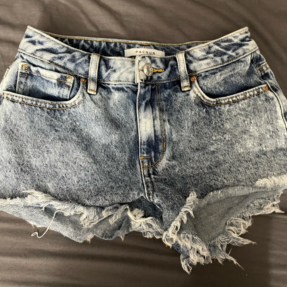 Pacsun dazzle high rise festival shorts size 24